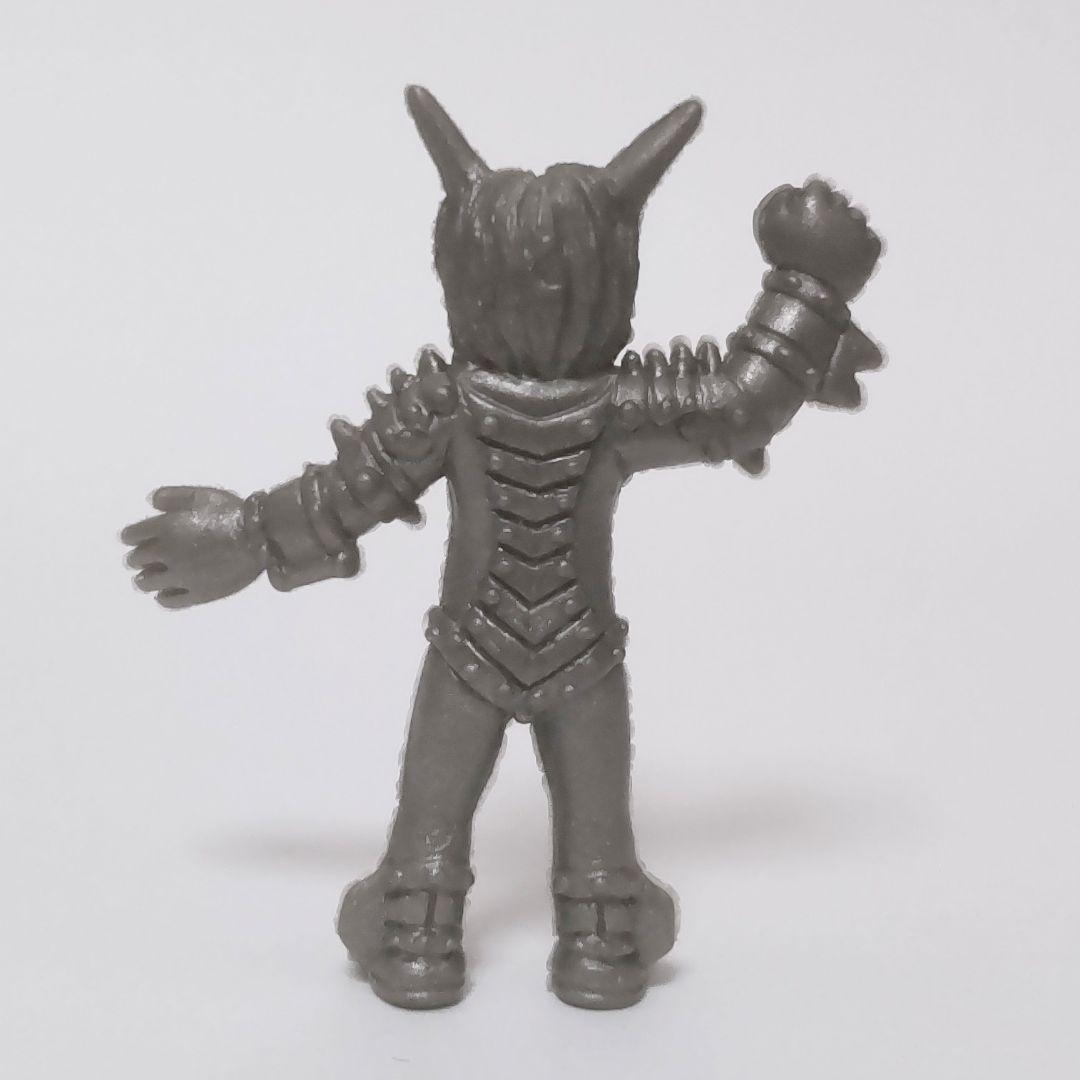 ★コレ333　ウルトラマン怪獣消しゴム　ババルウ星人　メタリック　ゴールド