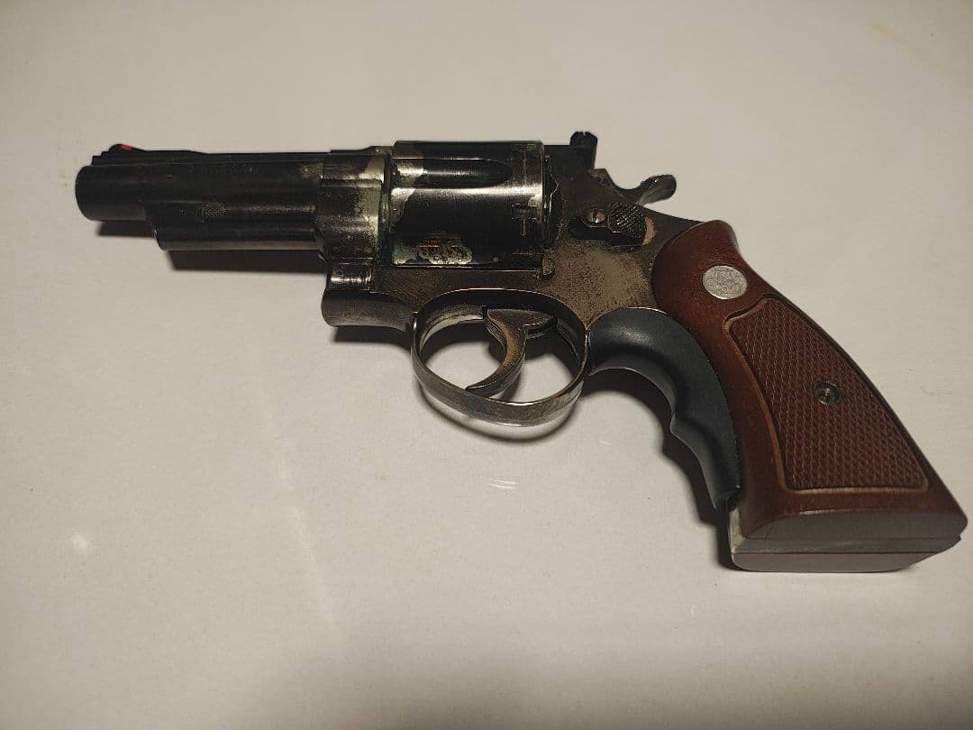 Smith & Wesson 44マグナムリボルバー コクサイ