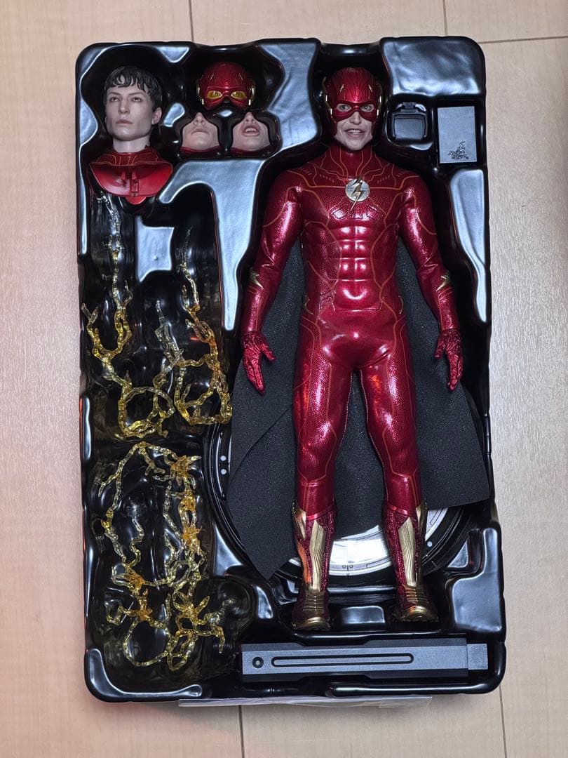 ホットトイズ フラッシュ The Flash HotToys
