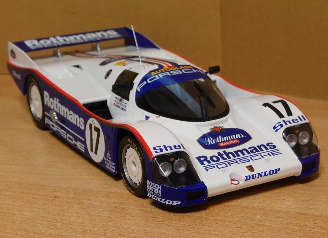 1/18 ポルシェ962C ロスマンズ ルマン1987優勝車 ROTHMANS