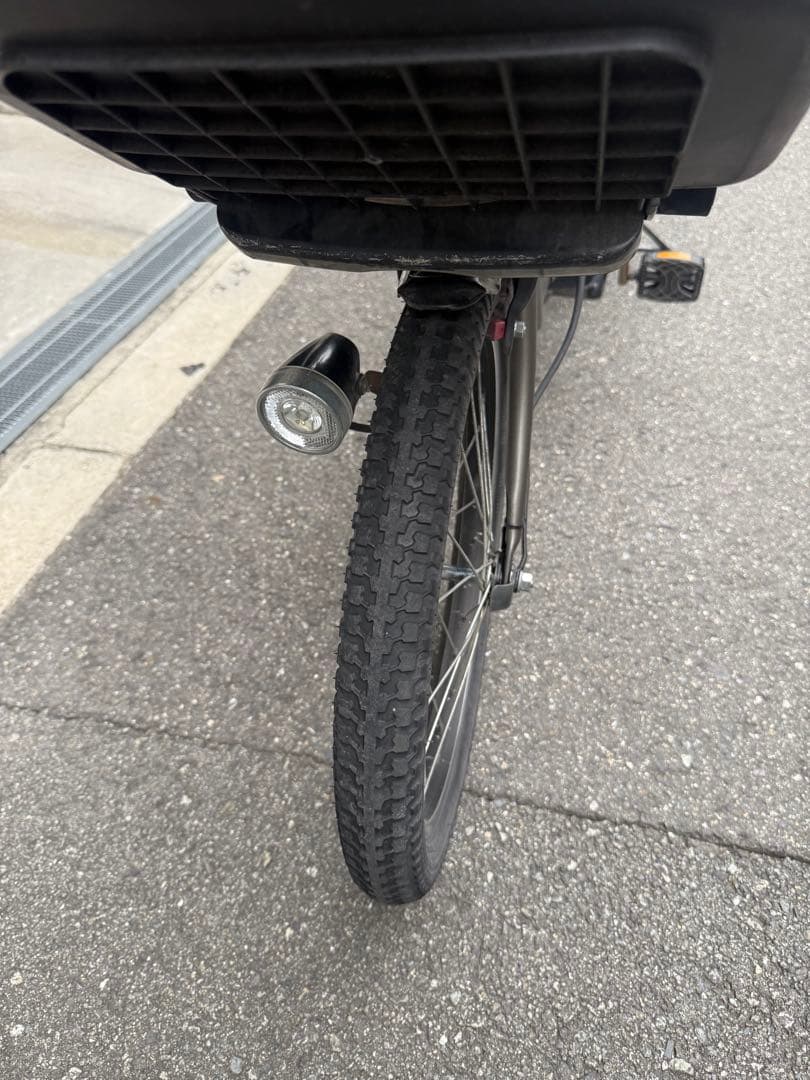 子供乗せ　3人　ヤマハ　電動アシスト自転車 チャイルドシート付き グレー