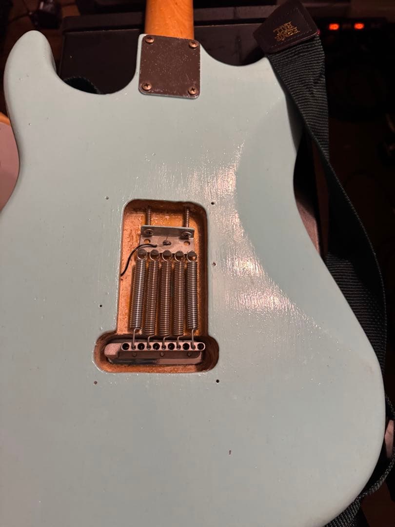 ストラトキャスター Stratocaster フェンダー風 ビートルズ