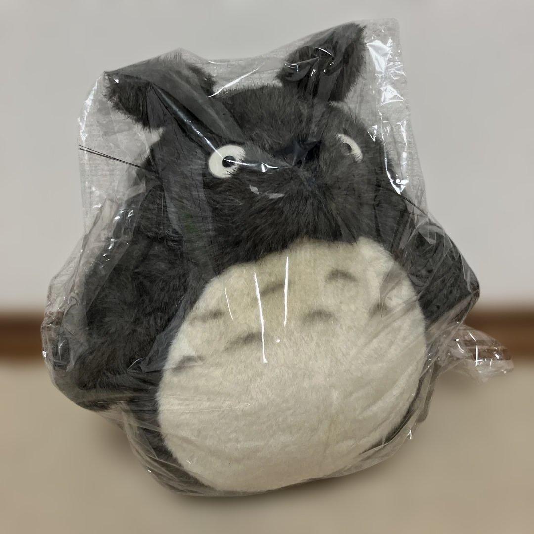 スタジオジブリ　となりのトトロぬいぐるみ大トトロ　Lサイズ！