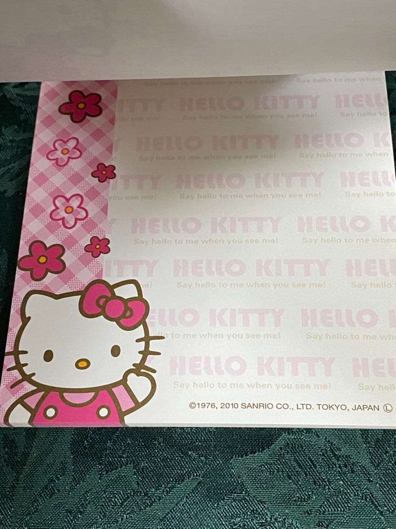 キティちゃん　メモ帳　ボリュームメモ　レトロ　サンリオ　キャラコレ　リボン