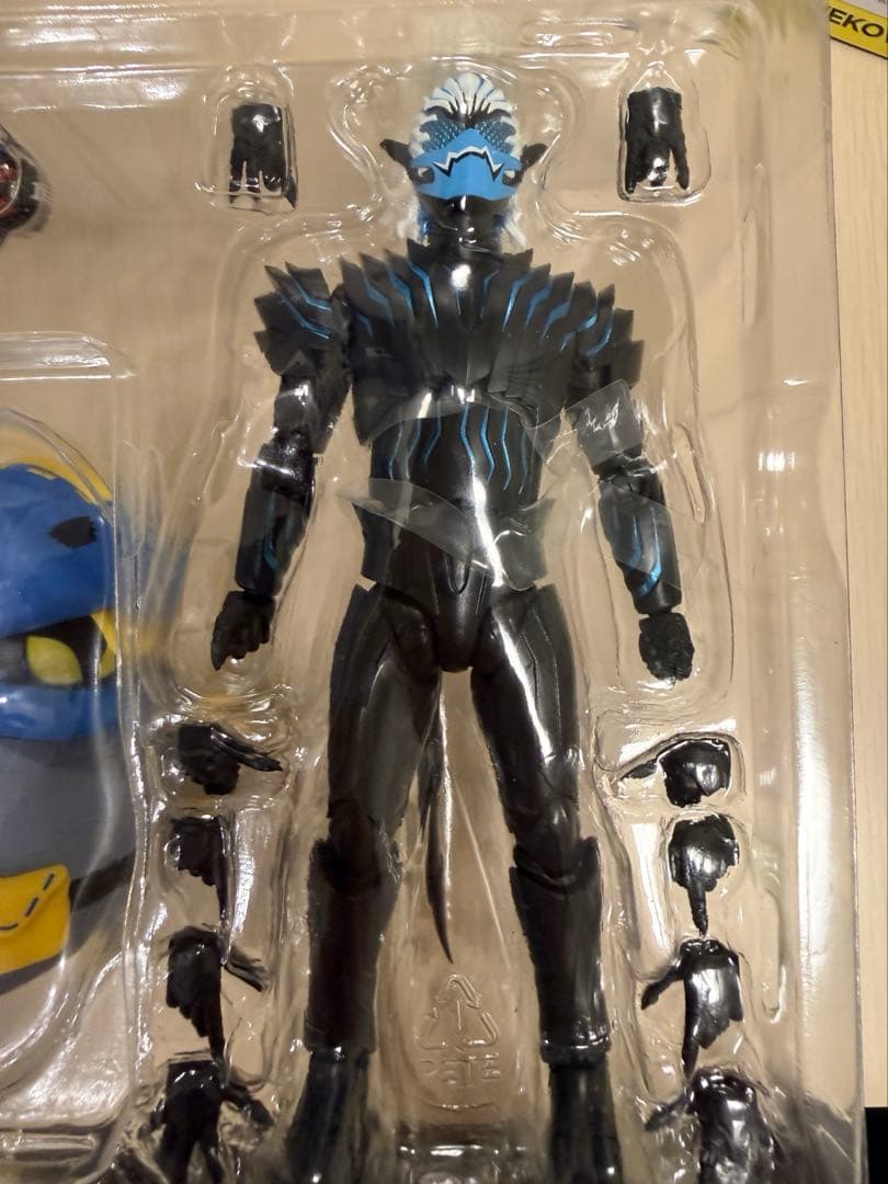 仮面ライダーリバイス　フィギュアーツ セット