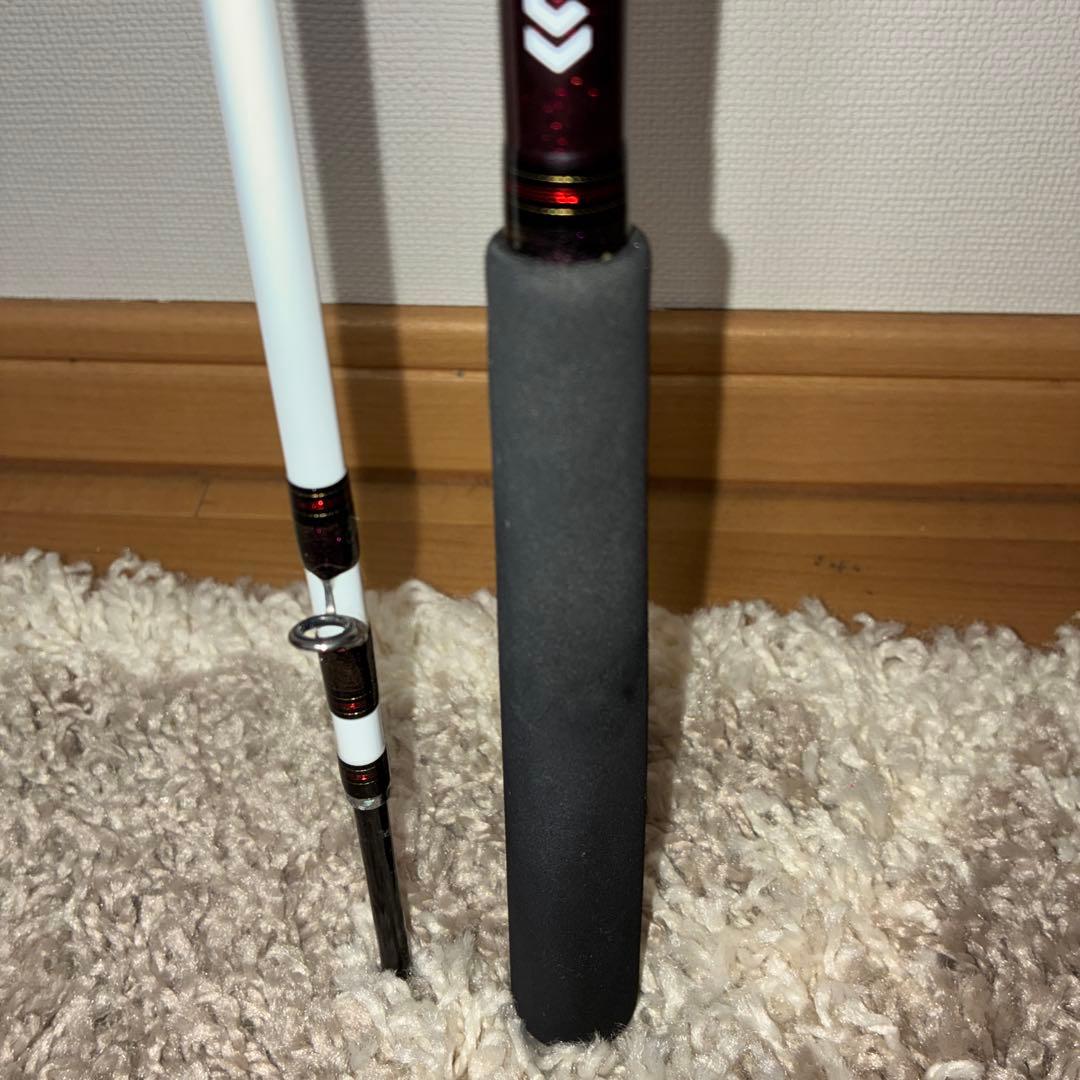 カーボンファイバー製パープル船竿