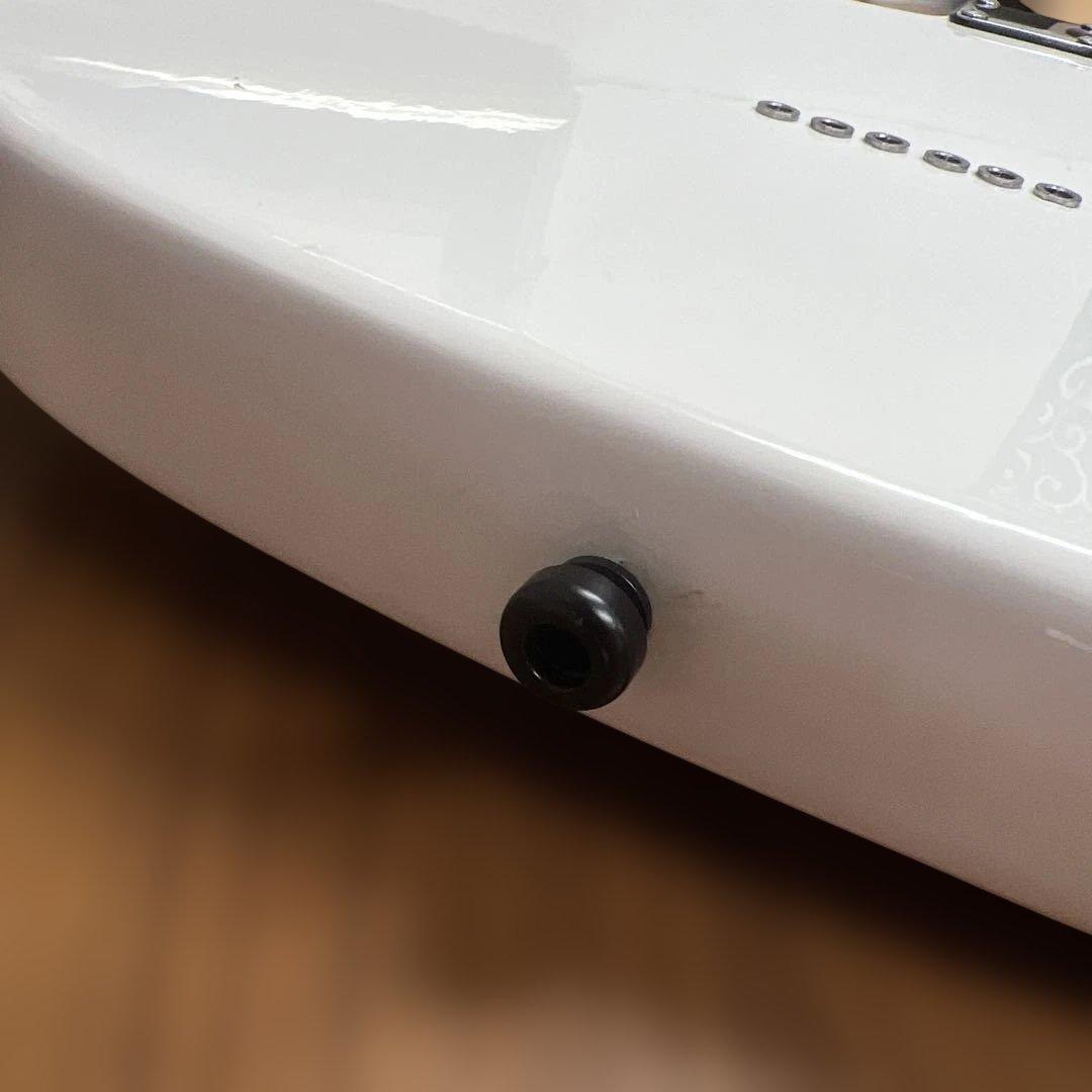 k*e様 PB141 エレキギター　白　やや傷汚れあり　動作不明　ジャンク　10