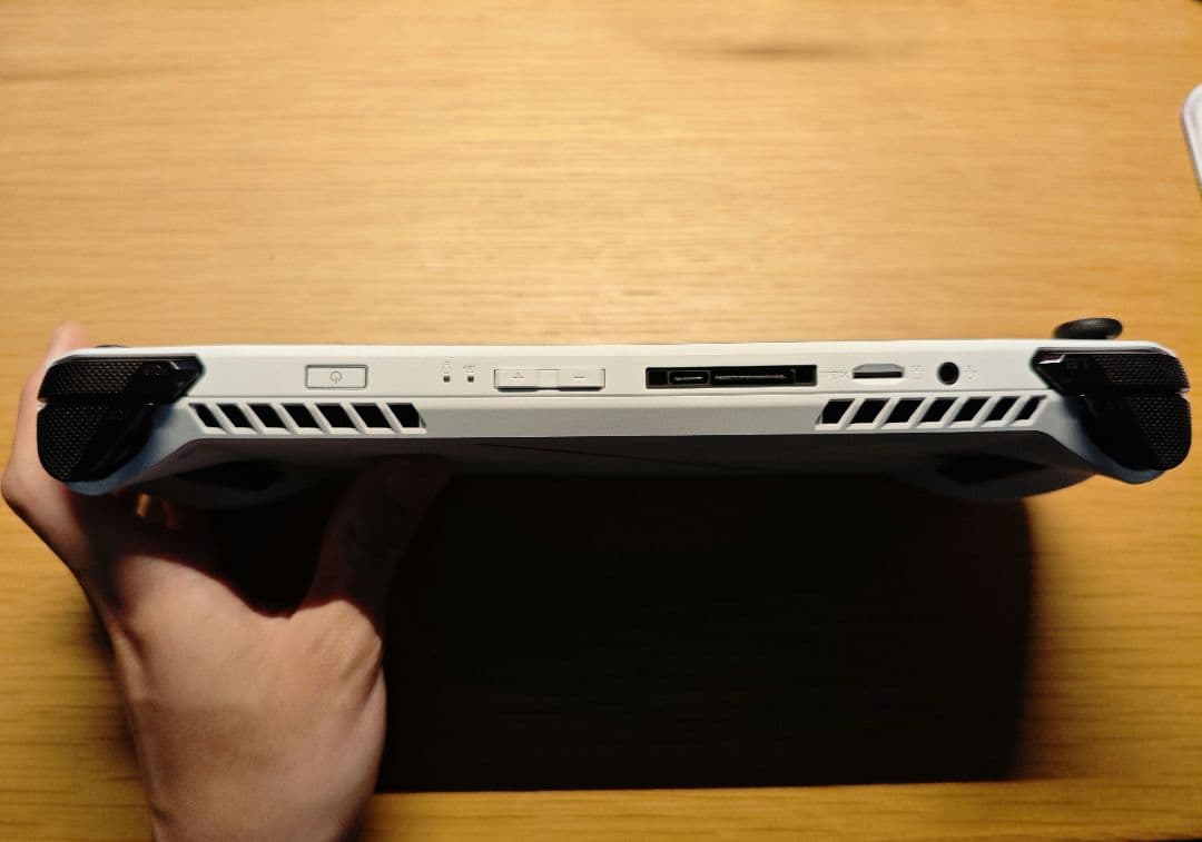 ROG ALLY Z1E（上位） ASUS RC71L-Z1E512
