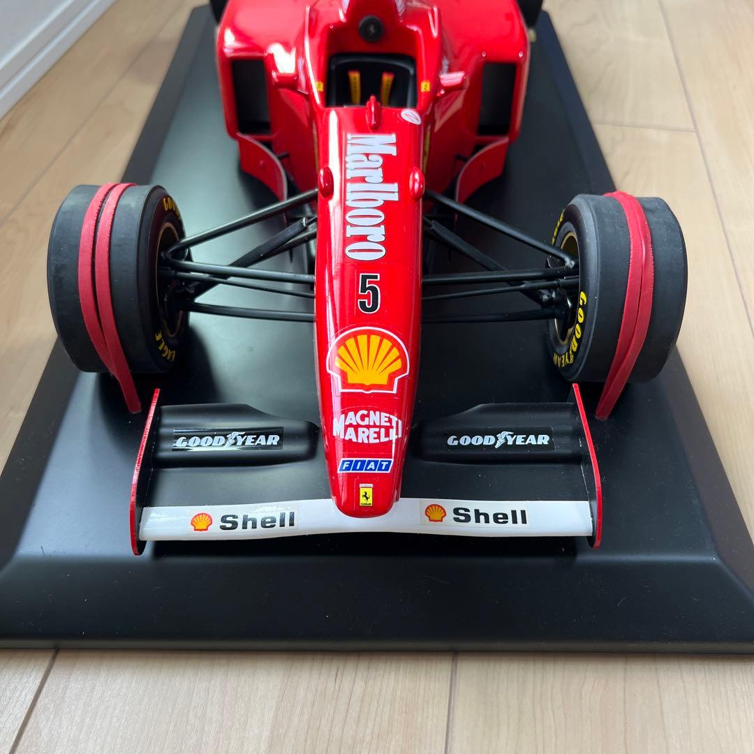 フェラーリF310B 1/8 マルボロ　ミニチャンプス