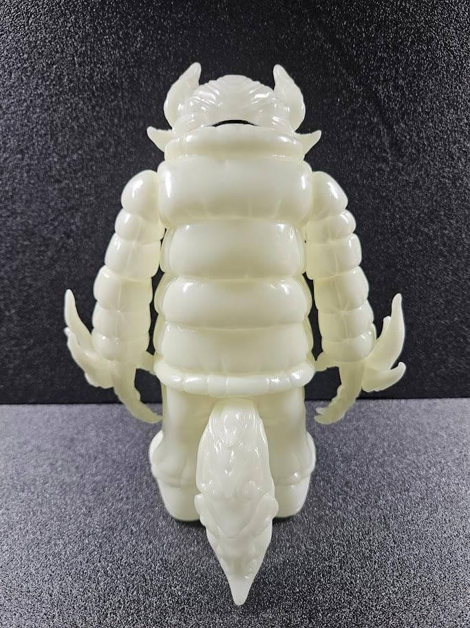 玉藻仮現態GID GYAROMI Yoshi. クトゥルフオイド ギャロミ　蓄光
