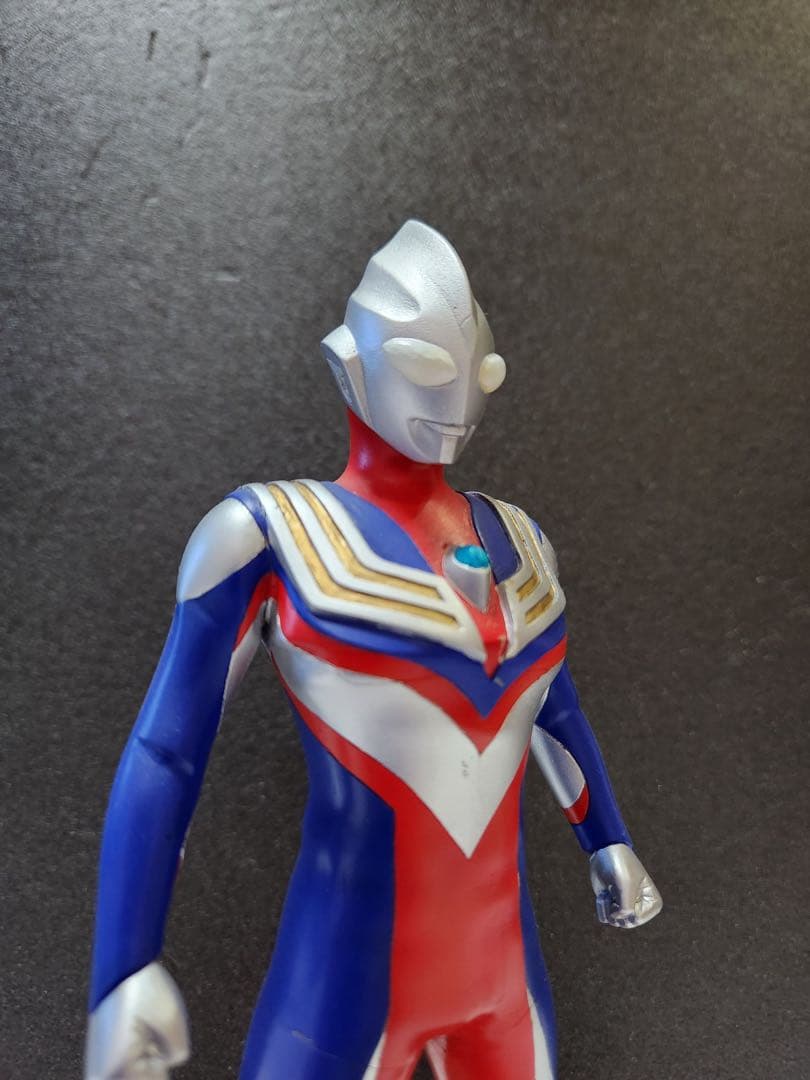 ワンフェス限定ウルトラマンティガレジン22cmプロ完成品シャーロックリペイント付