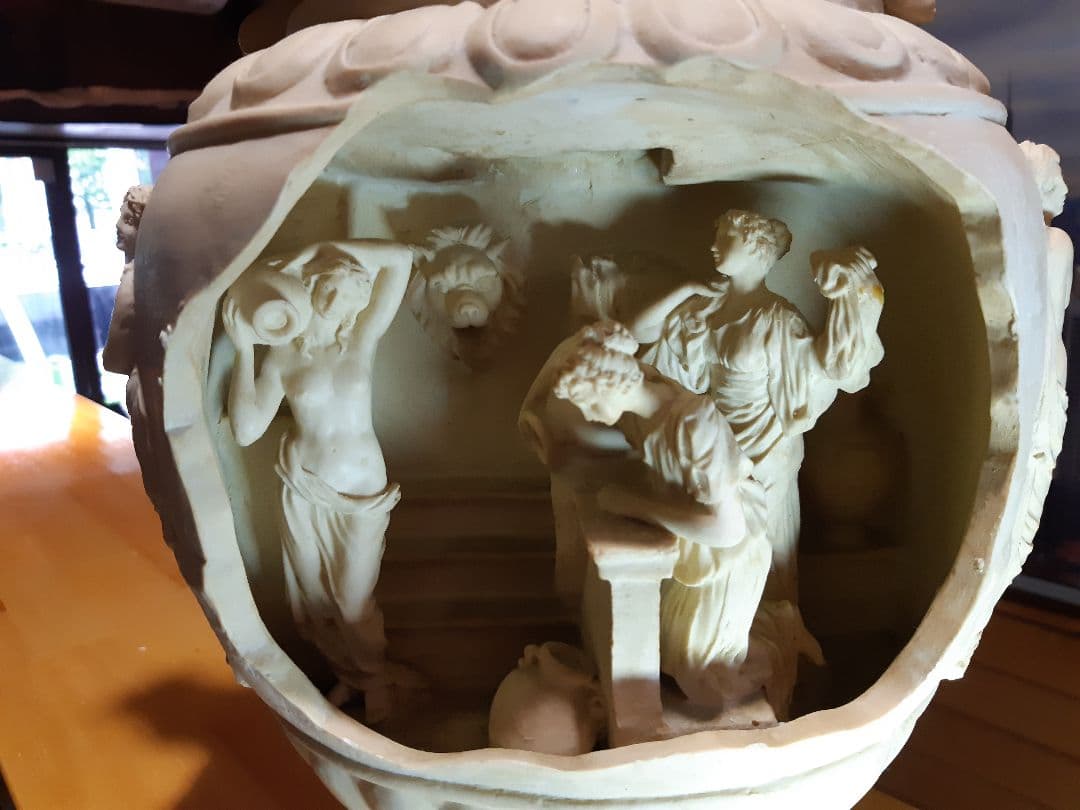 古代ローマ造形装飾壺型置物