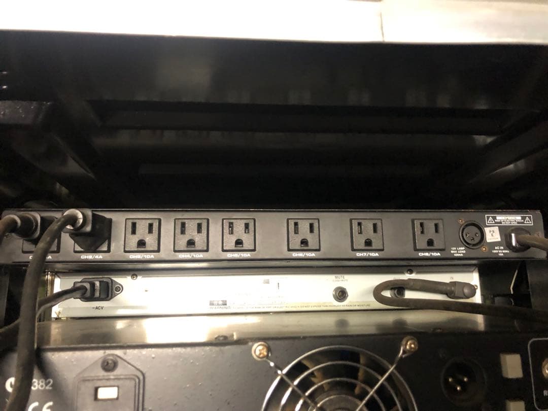 モ*ウ様 Hartke HA2500 ベースアンプ 250W 引き取り限定　値下
