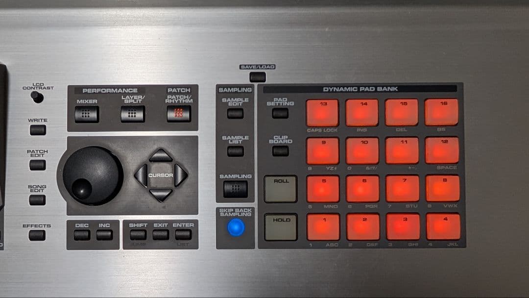 Roland Fantom X8 シンセサイザー