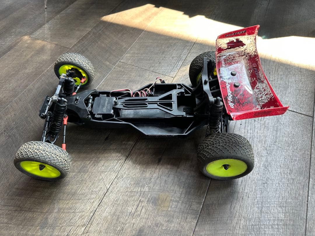 Genoa ホビーラジコンカー 赤