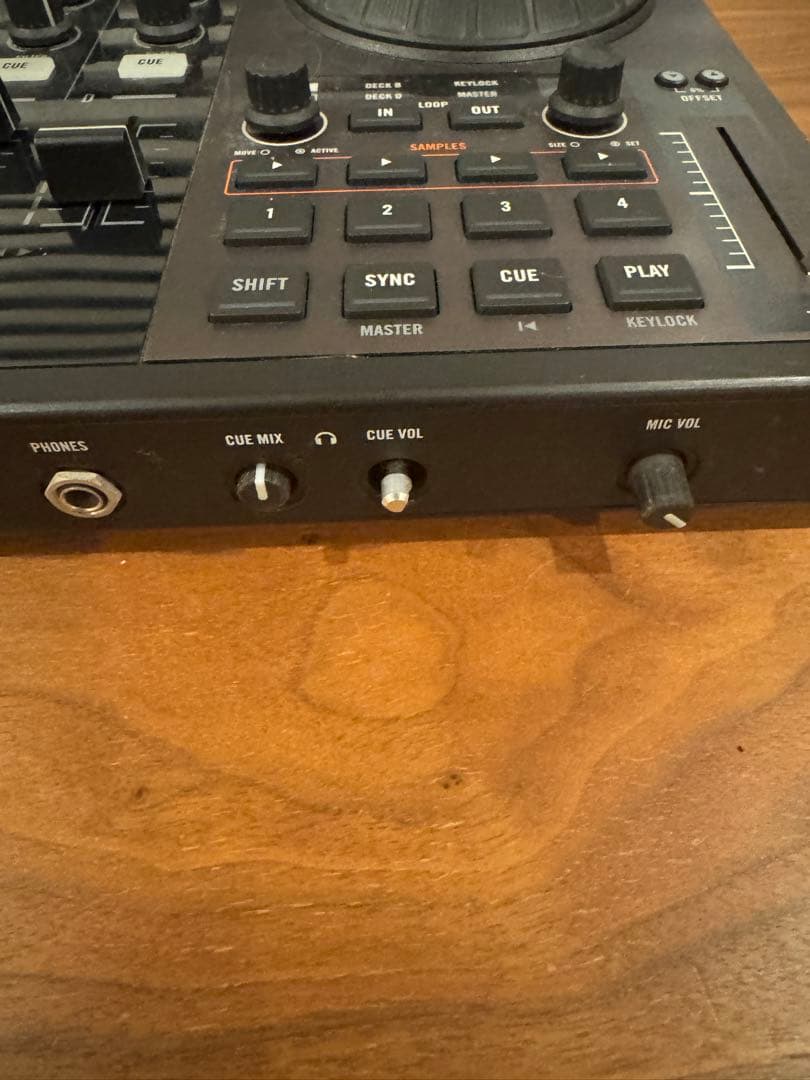 DJ機材 NI TRAKTOR kontrol S4