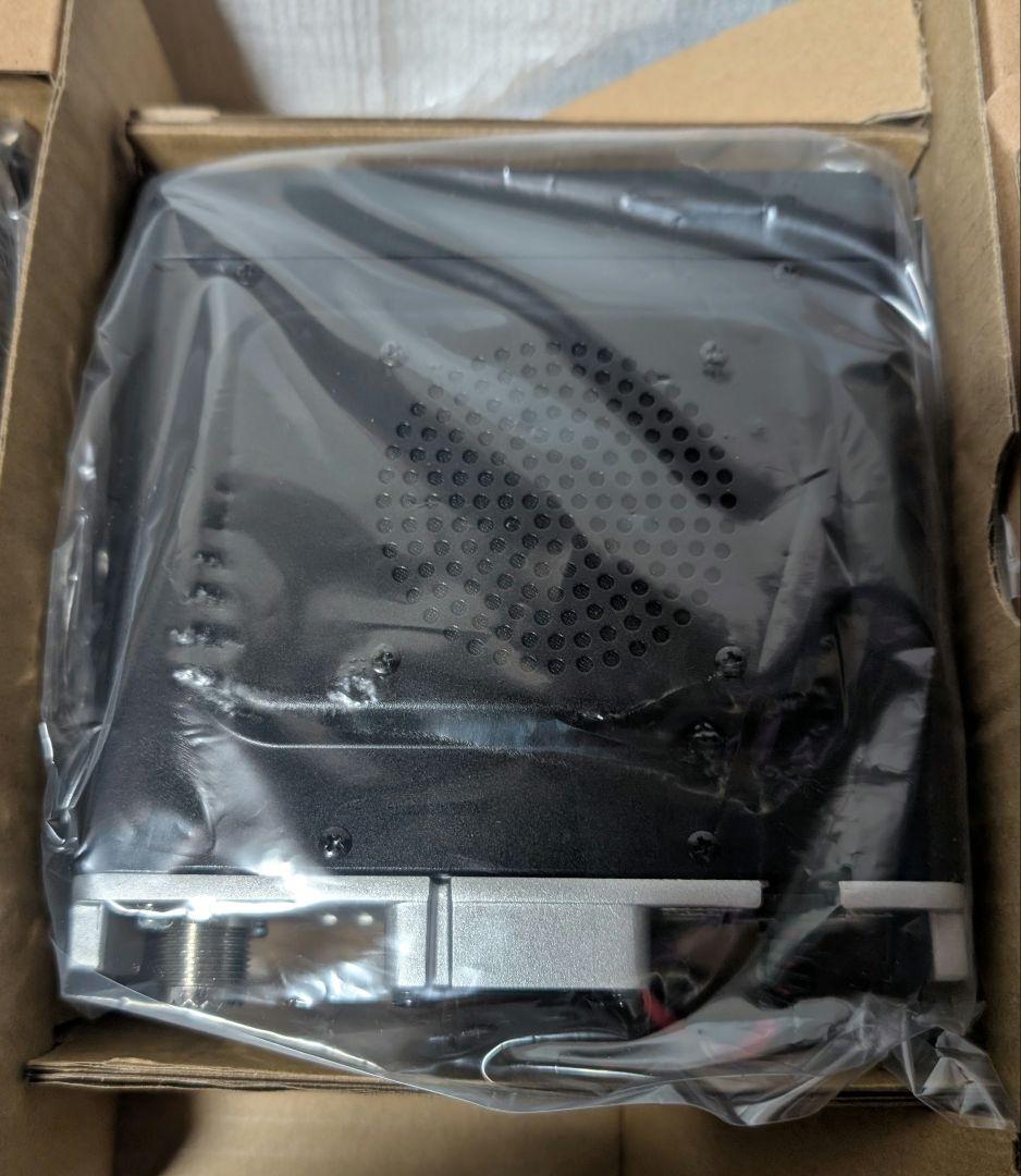 YAESU.FTM-6000。