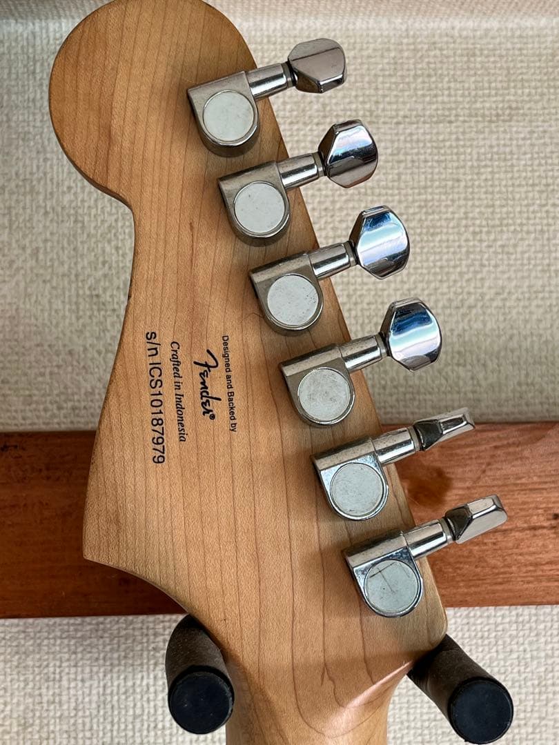 値下げFender ムスタング　サイクロン希少色シェルピンク？Charストラップ