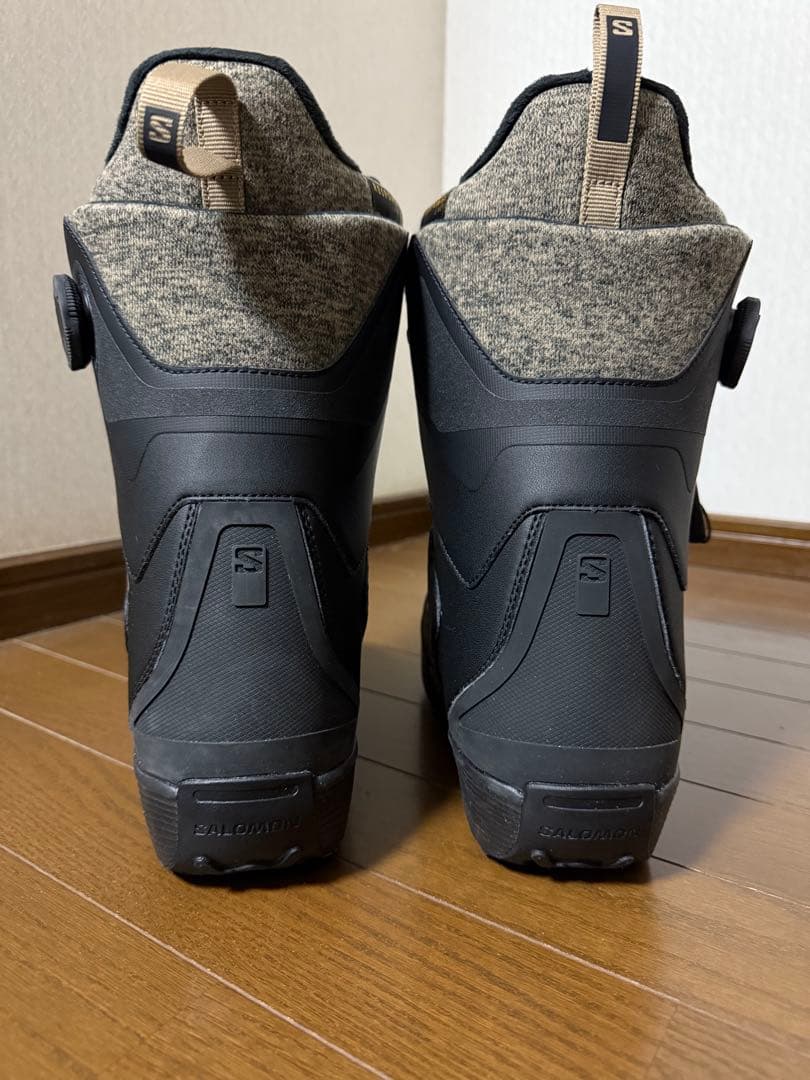 SALOMON スノーボードブーツ ブラック