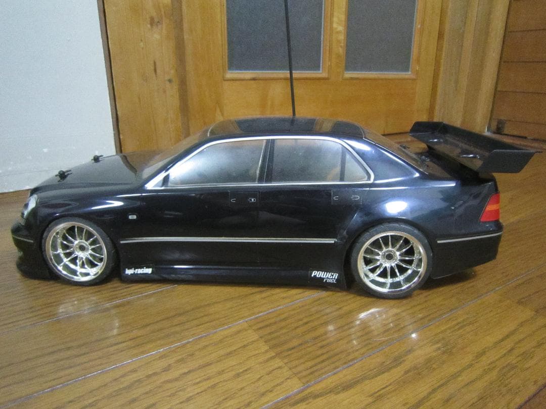 24時間だけ出品 完全動作品 1/10 hpi ジャパン E10 セルシオ