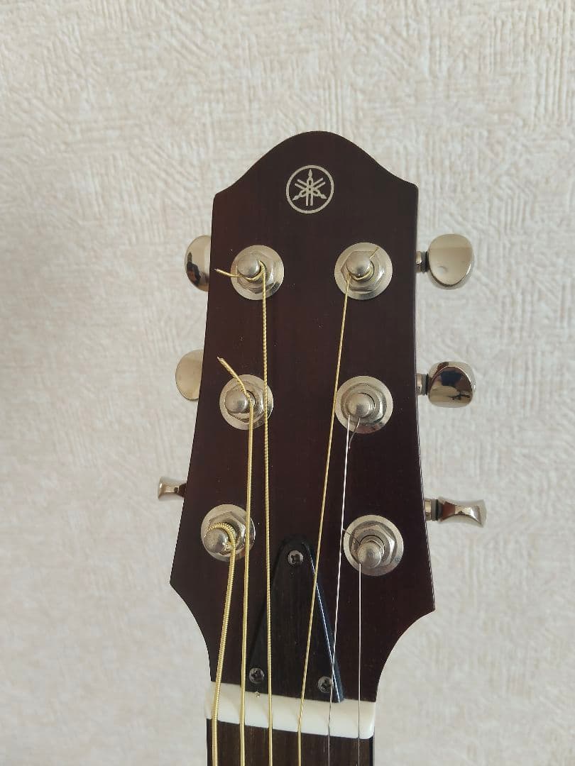 YAMAHAサイレントギター SLG200