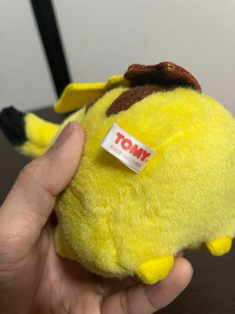 ピカチュウ TOMY 初期　ぬいぐるみ
