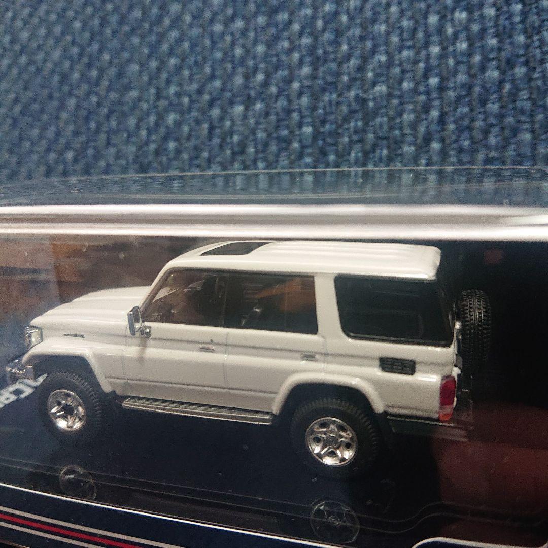 ホビージャパン トヨタ ランドクルーザー 70 ZX 4DOOR 2001
