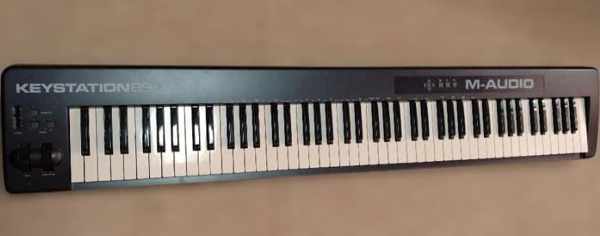 MIDIキーボード Keystation 88