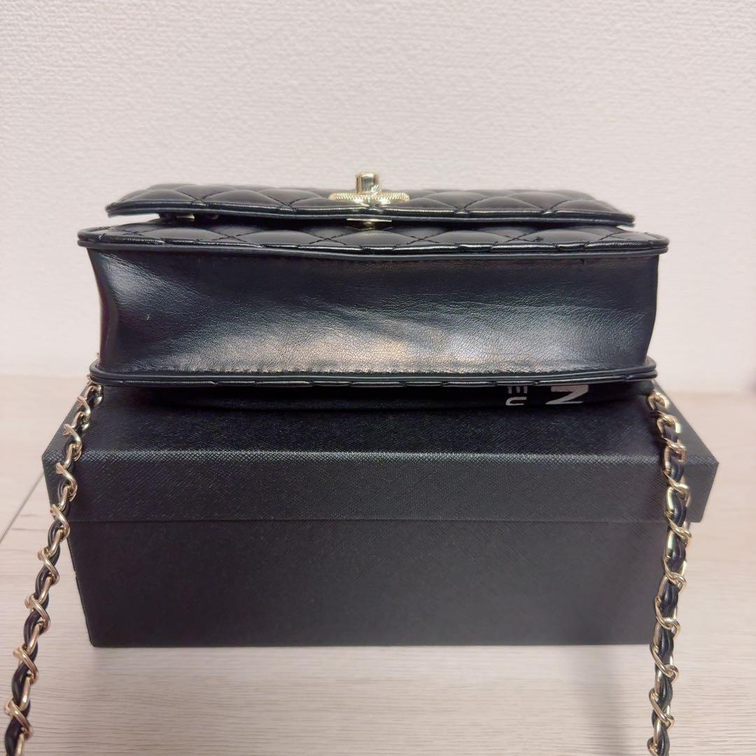 CHANEL ショルダーバッグ ノベルティ ハンドル
