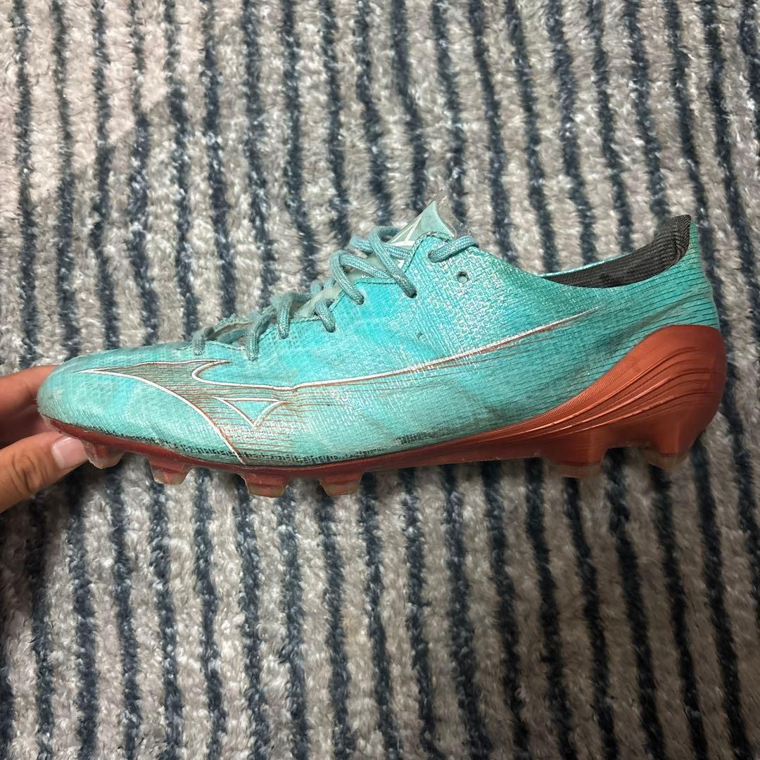 ミズノアルファサッカーシューズ アクアブルー
