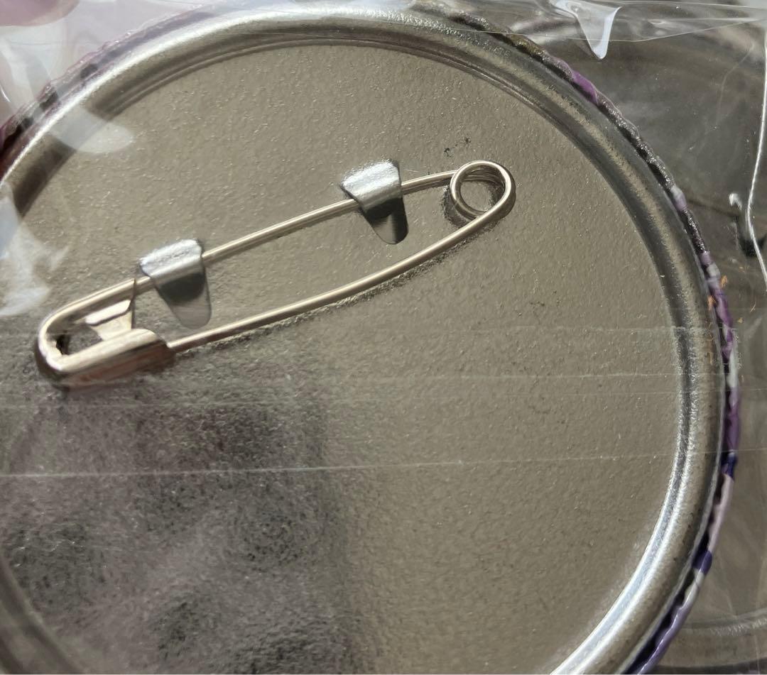 プロセカ　宵崎奏　グリッター缶バッジ