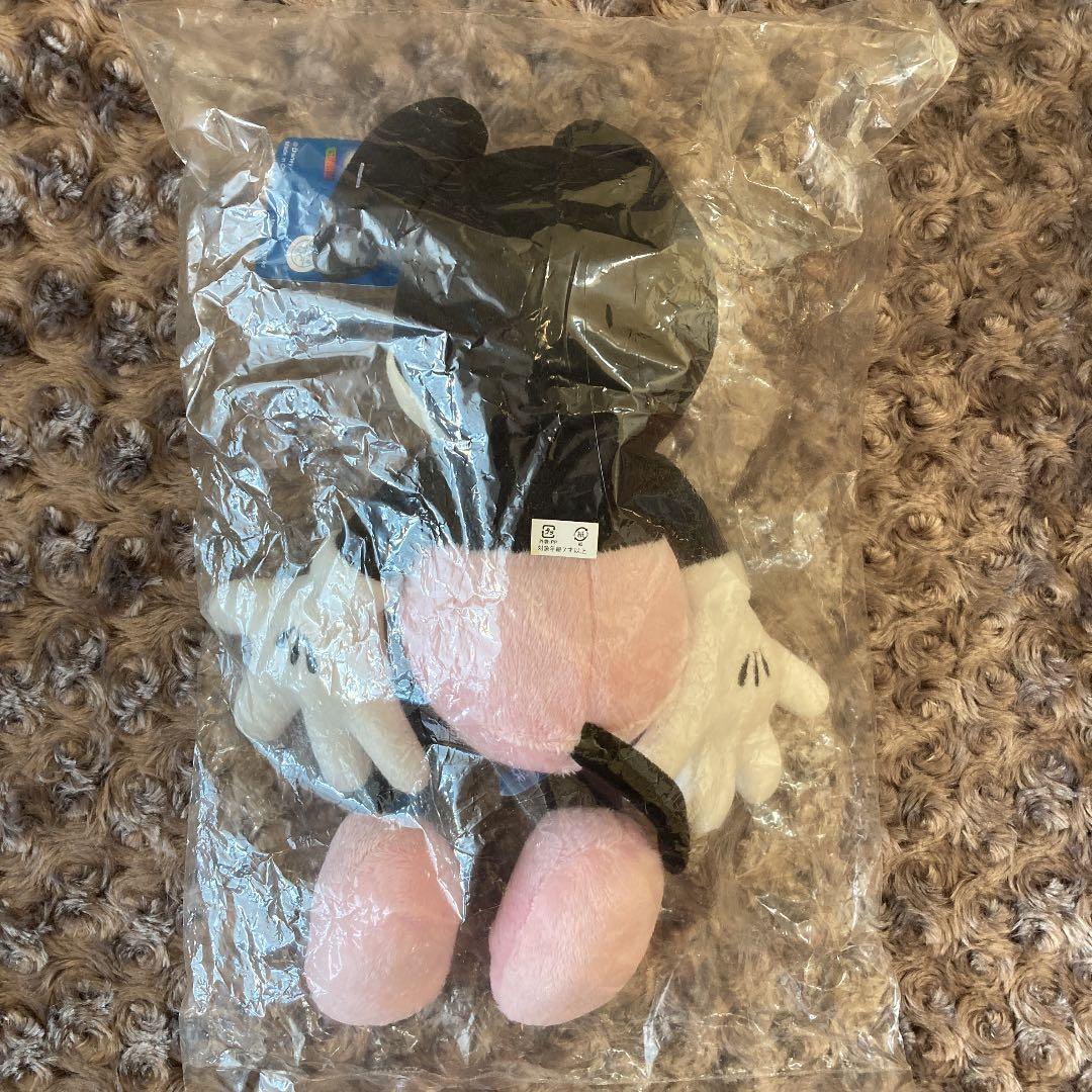 ミッキーマウス　ぬいぐるみ　Megastar Limited ピンク