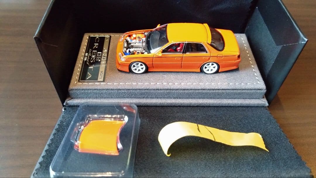 [モータルモデル]1/64 トヨタ クレスタ 2.5 ルラーンG JZX100