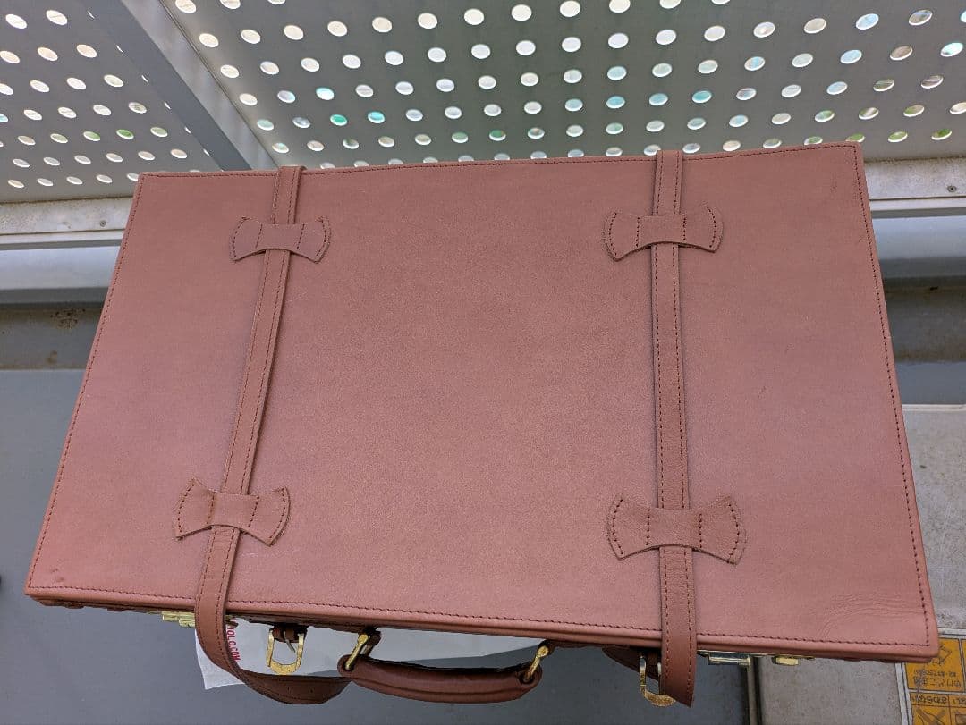 p*e様 【未使用】非売品 小泉今日子 コイズミトランク 午後の紅茶 本革