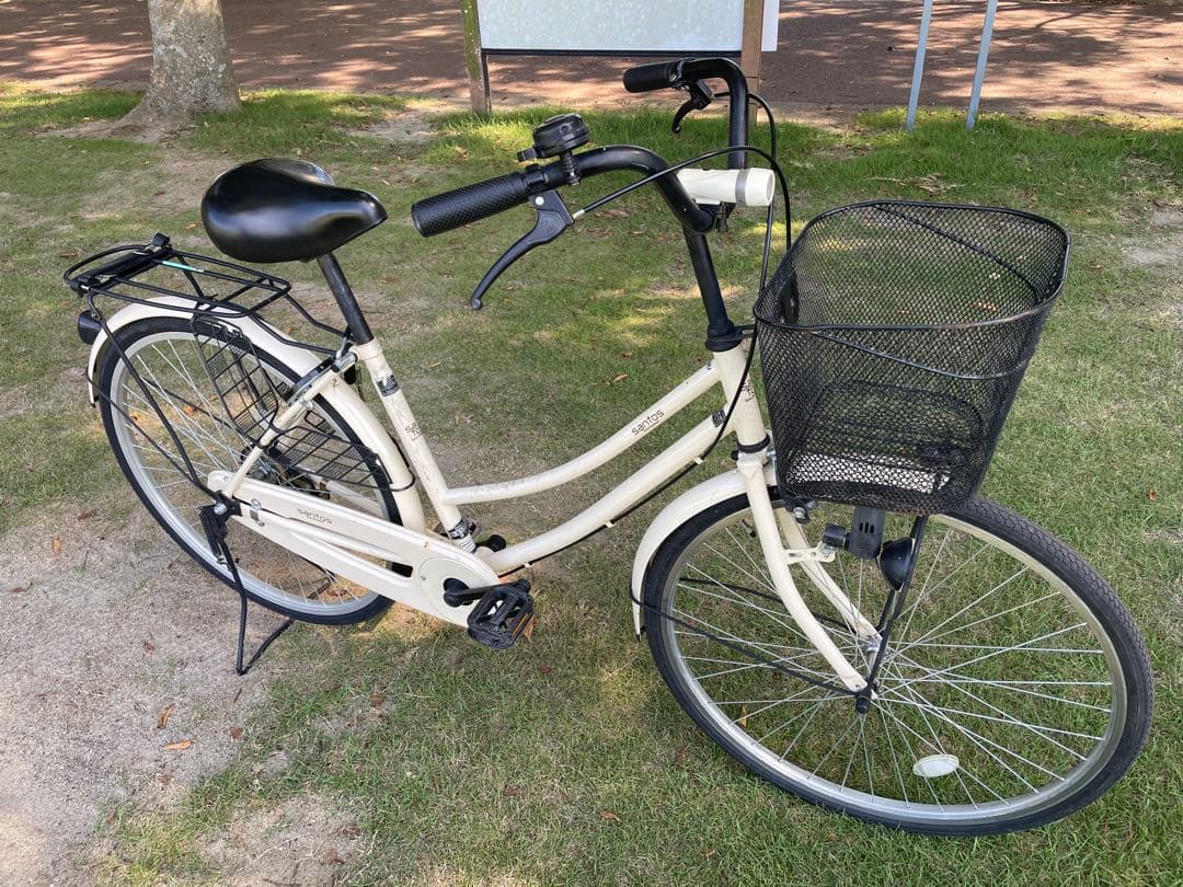 ヒ*属様 シティサイクル クリーム色 前面バスケット付き