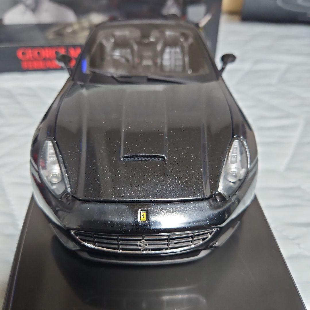 ミニカー Ferrari California e Michael 1/18