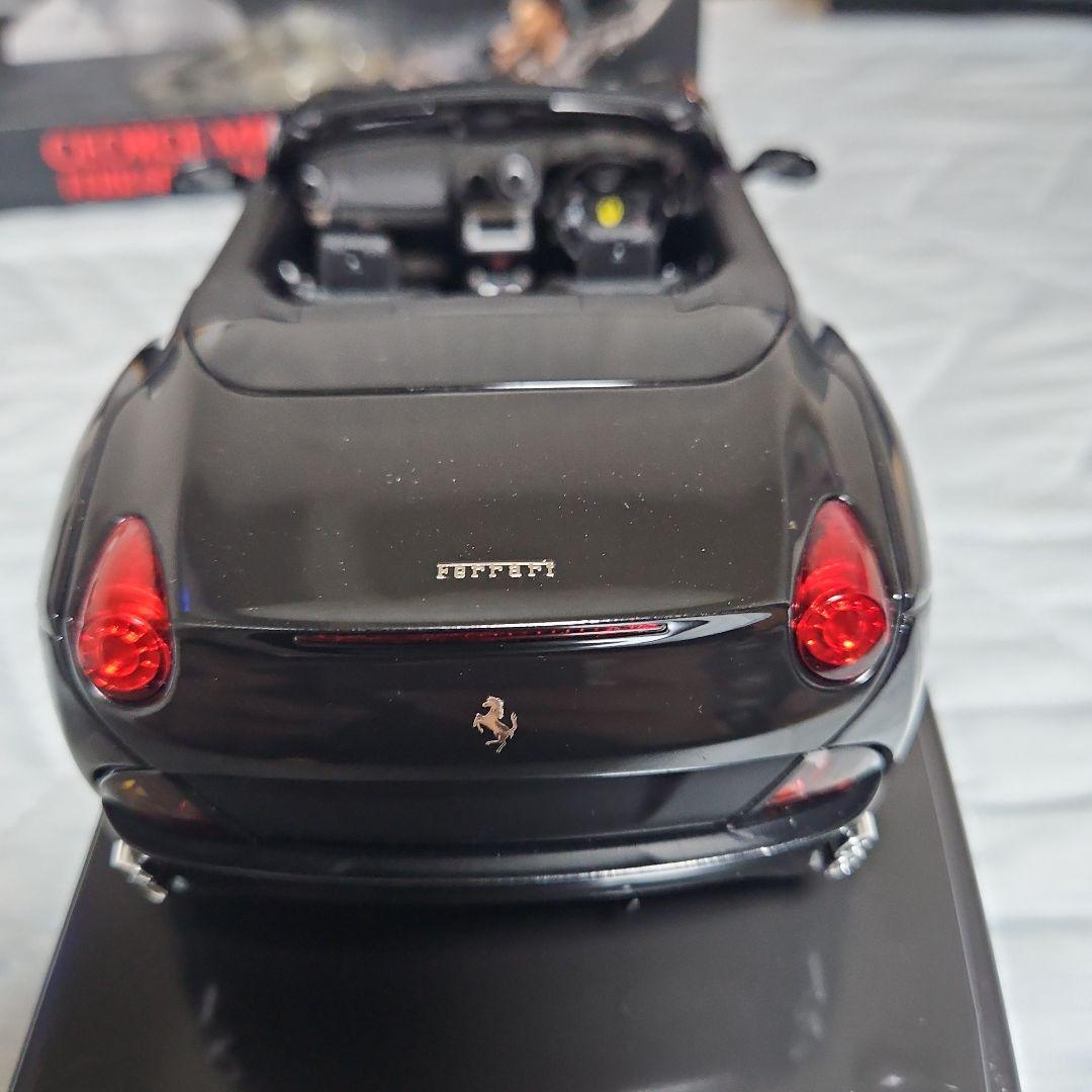 ミニカー Ferrari California e Michael 1/18