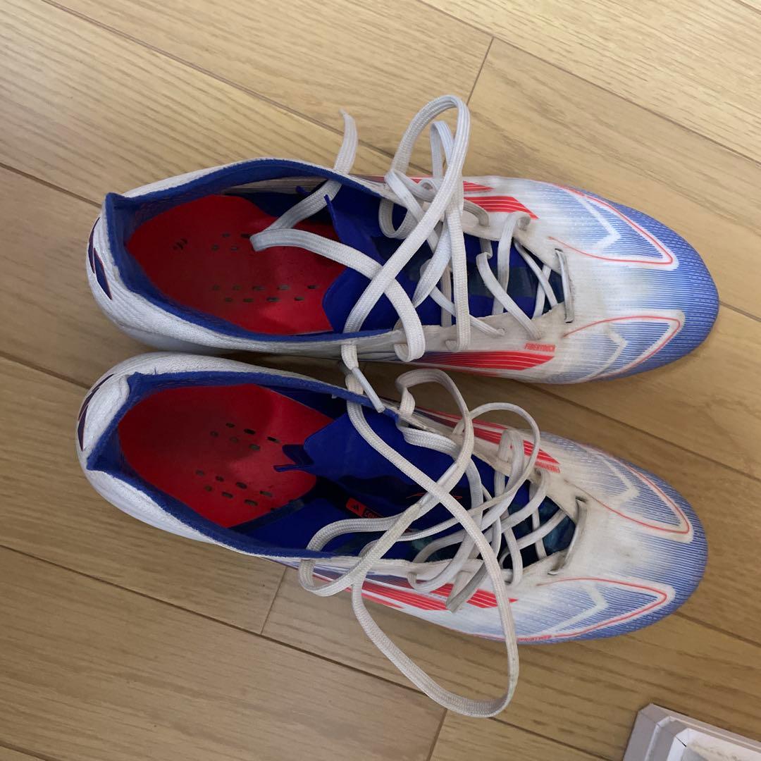 F50 ELITE FG / 天然芝用