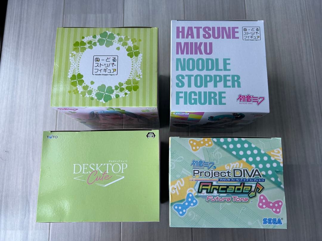 【新品未開封】　初音ミク　フィギュア　12体セット