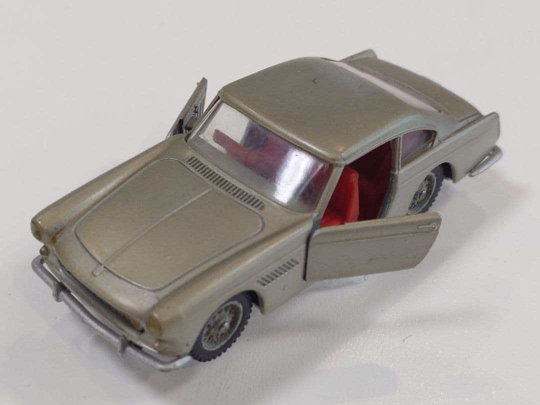 ミニカー SOLIDO REF 123 FERRARI 250GT 2+2