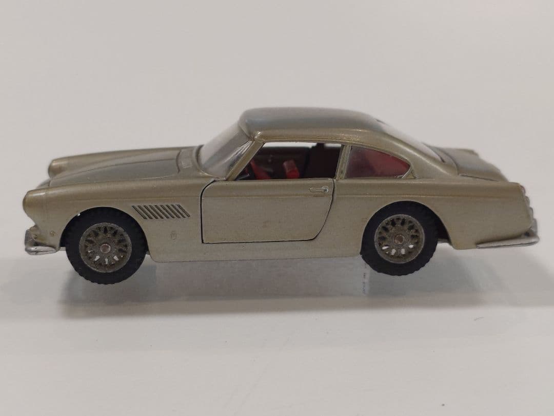 ミニカー SOLIDO REF 123 FERRARI 250GT 2+2
