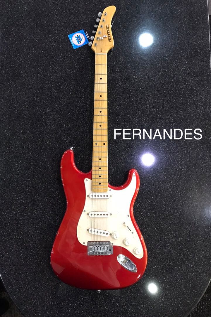 FERNANDES レッド エレキギターLE-1Z 3S