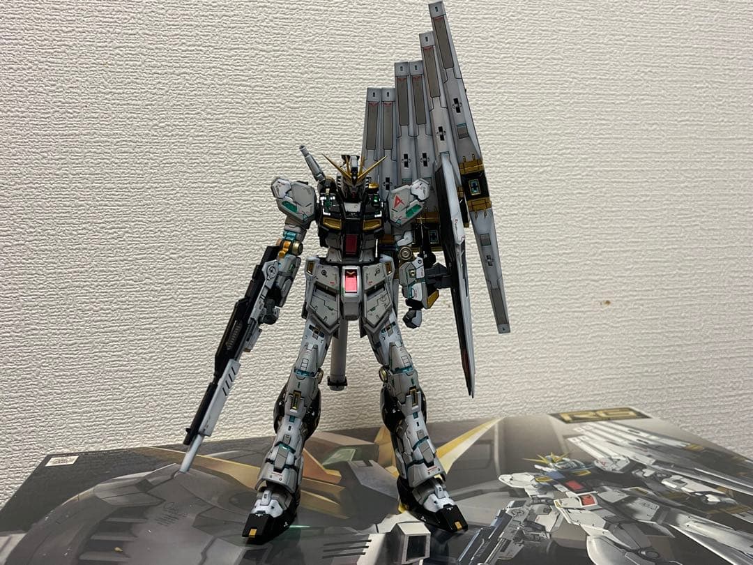 RG νガンダム 1/144 デストロイモード　ニューガンダム