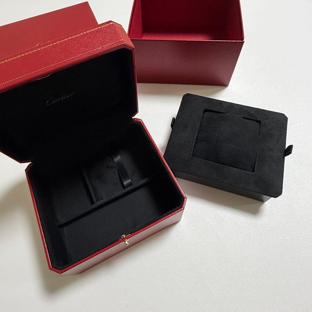 美品　カルティエ　腕時計　ウォッチ　ケース　空箱　現行品