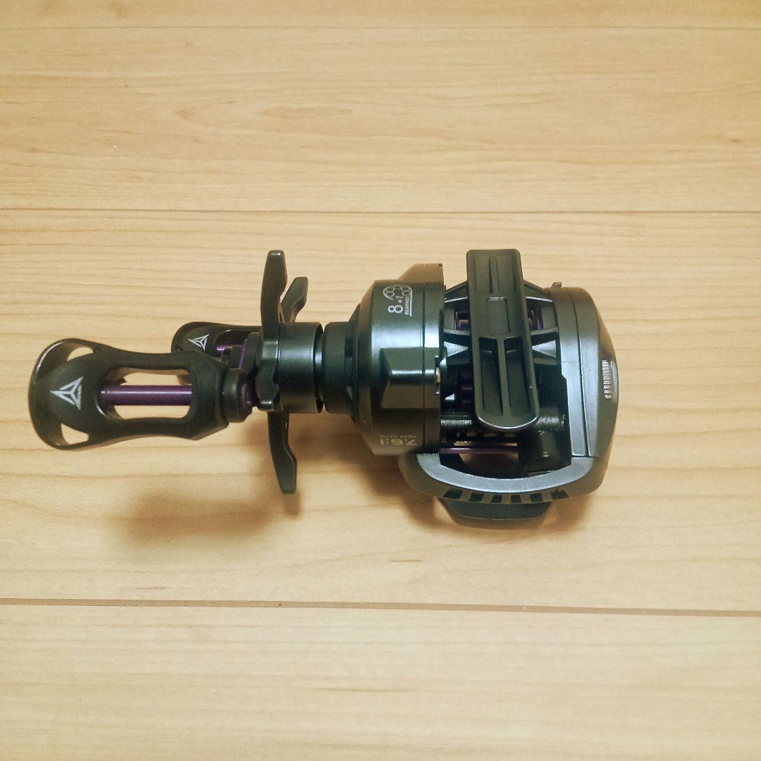 【最終価格】【新品未使用】左巻き　 　超軽量ベイトフィネスリール 　BFS