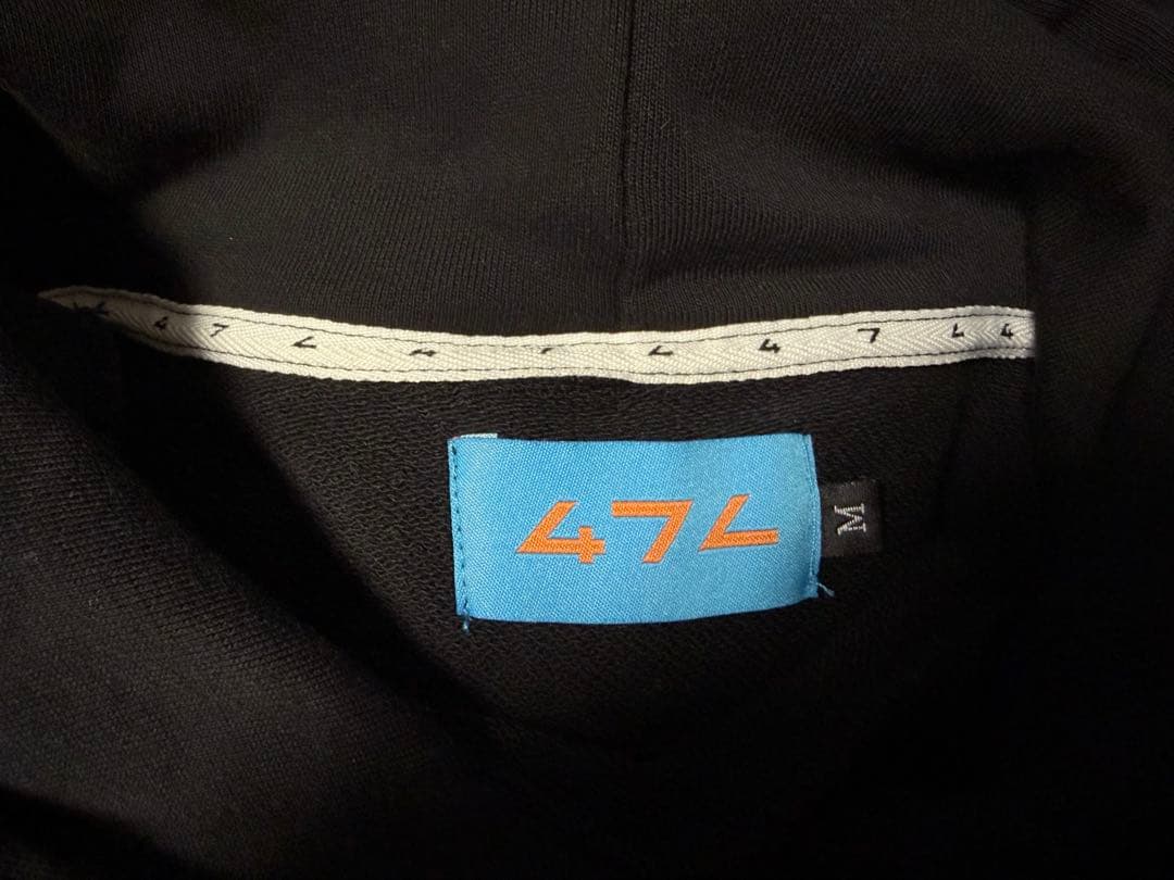 【新品未使用】CODE47L⭐︎logoパーカー⭐︎ブラック⭐︎Mサイズ