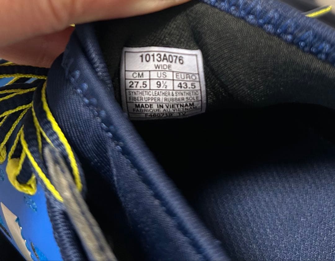 asics スノーターサー 雪道用 ランニングシューズ ブルー　27.5