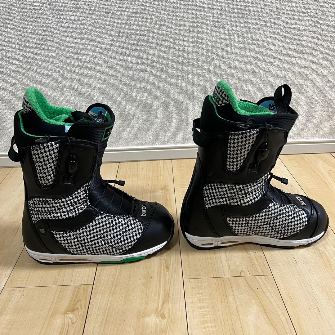 【即日発送】BURTON スノボEMERALD-ASIAN FIT24.0cm