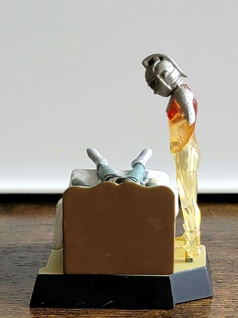 ウルトラ怪獣名鑑　史上最大の侵略　レア　フィギュア　透明　ウルトラセブン