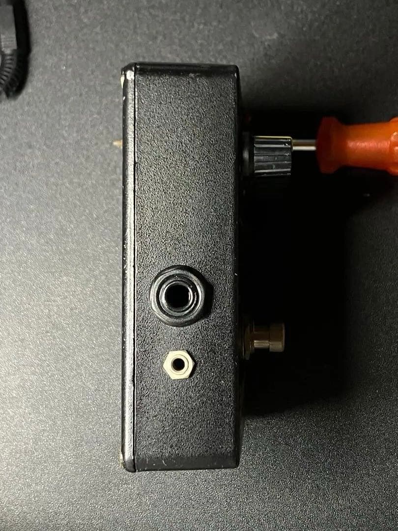 最終価格　Tech 21 SansAmp GT2 初期型　動作良好　コネクタ付